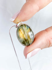 Labradorite Pendant Sterling Silver