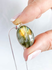 Labradorite Pendant Sterling Silver