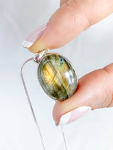 Labradorite Pendant Sterling Silver