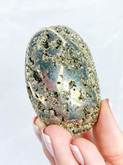 Pyrite Cluster Palm 146g
