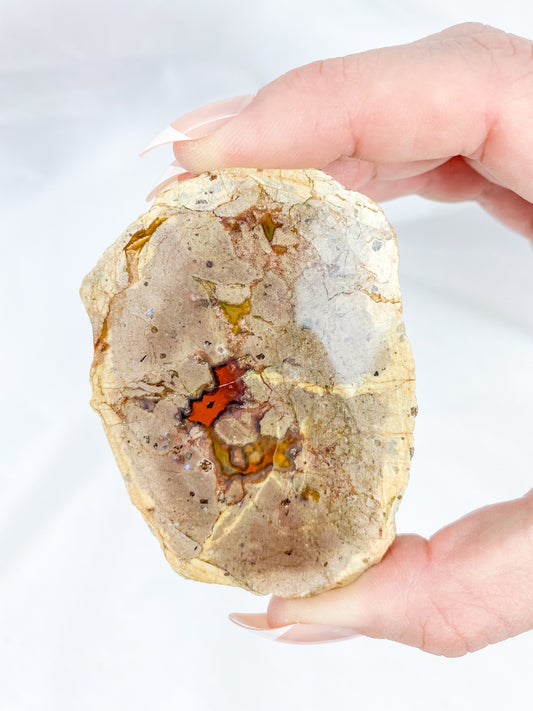 Agate ThunderEgg 129g