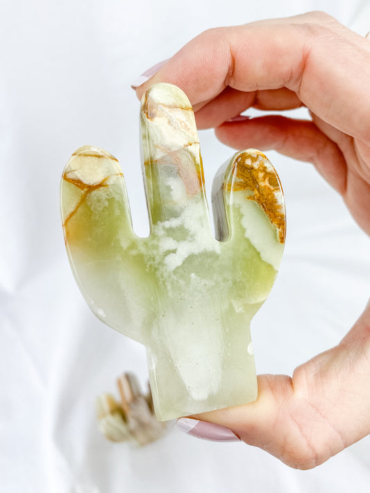 Green Onyx Cactus Carving | Medium