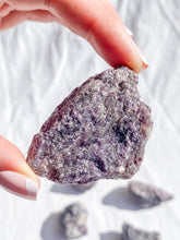 Lepidolite Natural | Medium