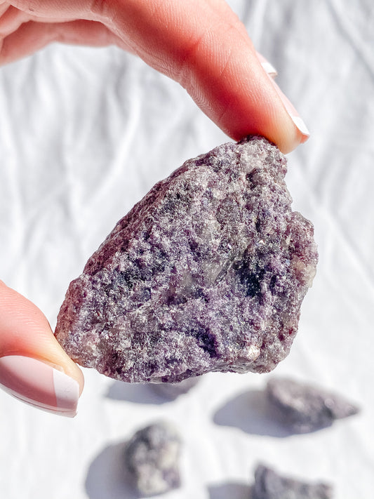 Lepidolite Natural | Medium