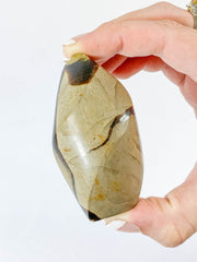 Septarian Flame 152g
