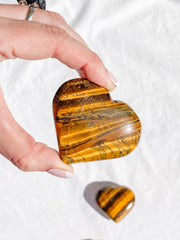 Tiger Eye Heart | Large