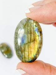 Labradorite Cabochon Oval | Small