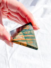 Bloodstone Pyramid | Large