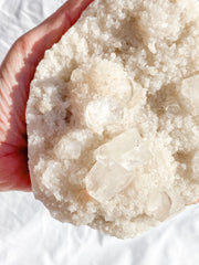 Apophyllite Druzy Cluster 1kg