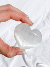 Selenite Heart | Medium