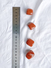 Gold Stone Tumbles | Medium