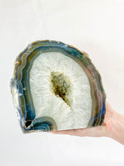 Agate and Died Quartz CutBase Geode 5.1kg