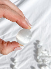 Selenite Tumbles | Medium