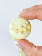 Yellow Chrysoprase Round | Medium