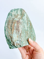 Fuchsite Natural CutBase 1.2kg