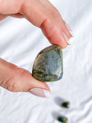 Labradorite Tumbles | Medium