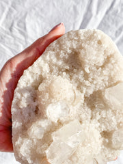 Apophyllite Druzy Cluster 1kg