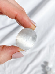 Selenite Tumbles | Medium