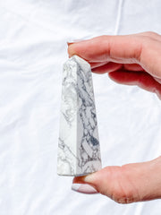 Howlite Polished Point 71g
