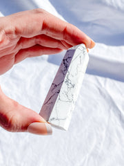 Howlite Polished Point 72g