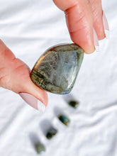 Labradorite Tumbles | Medium