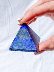 Lapis Lazuli Pyramid | Medium