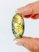 Labradorite Cabochon Oval | Small