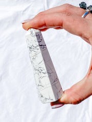 Howlite Polished Point 103g