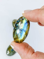 Labradorite Cabochon Oval | Small