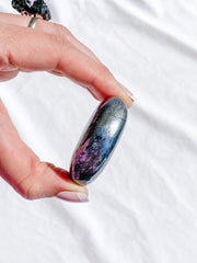 Hematite PalmStone 115g