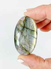 Labradorite Cabochon Oval | Medium