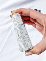 Howlite Polished Point 140g