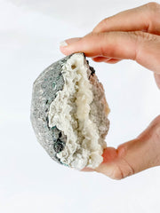 Druzy White Heulandite Cluster 215g