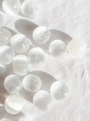 Selenite Tumbles | Medium