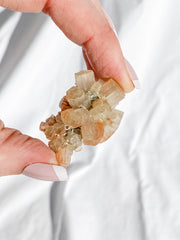 Aragonite Sputnik White | X Small