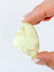 Yellow Chrysoprase Tear Drop | Medium