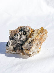 Quartz Natural Mineral Specimen Cluster 323g
