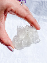 Clear Quartz Cluster 82g