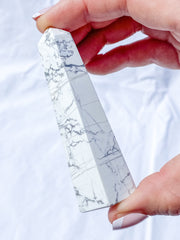 Howlite Polished Point 103g