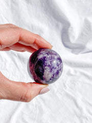 Lepidolite Sphere | Medium