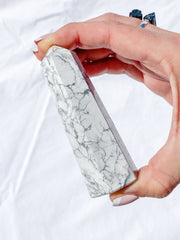 Howlite Polished Point 140g