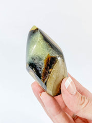 Septarian Flame 152g