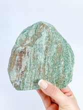 Fuchsite Natural CutBase 1.2kg