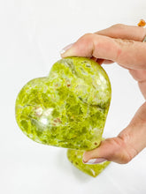 Green Opal Heart | XX Large