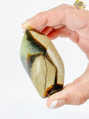 Septarian Flame 152g