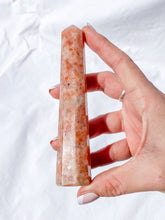 Sunstone Polished Point 141g