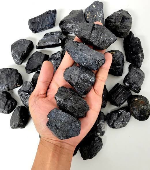 Harnessing the Power of Darkness: 5 Essential Black Crystals You Need in Your Life