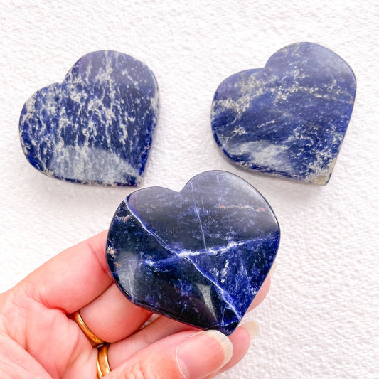 Find Your Voice: Unleash Your Authenticity with Crystals for Communication