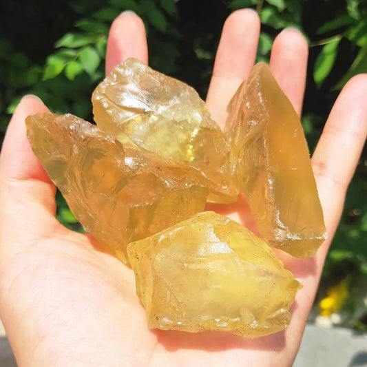 Embrace Radiance: 5 Vibrant Yellow Crystals for Confidence, Creativity, and Energy