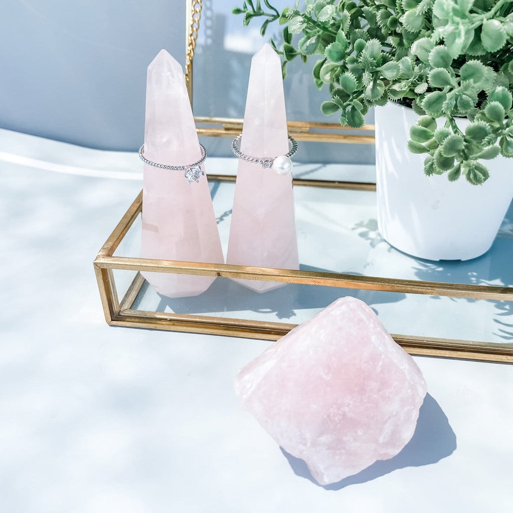 Decorating with Crystal Points: Adding Elegance and Positive Energy to Your Space